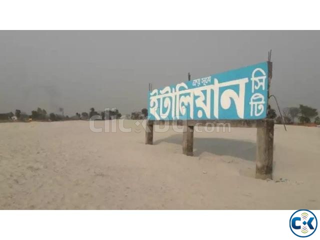  প্রকৃতির মাঝে নিরাপদ ঠিকানা  large image 3