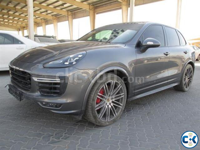 2016 Porsche Cayenne GTS large image 1