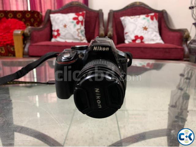 Nikon D5300 DLSR camera with 18-55 lens large image 1