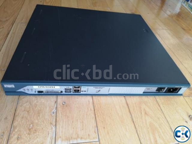 CISCO2811 Cisco 2811 Router 2800 Series large image 1