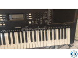 Selling my hardly used Yamaha PSR E363