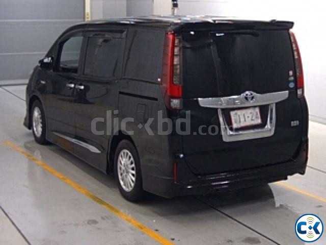 TOYOTA NOAH 2016 Black large image 0