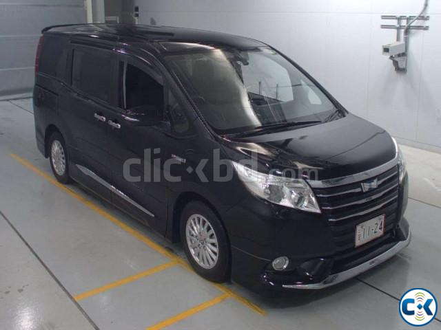 TOYOTA NOAH 2016 Black large image 1