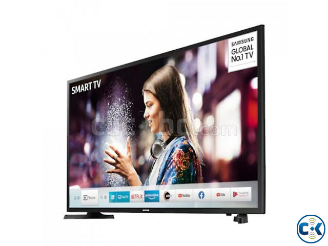 Samsung 32 Smart LED TV with Voice Remote T4500 large image 2