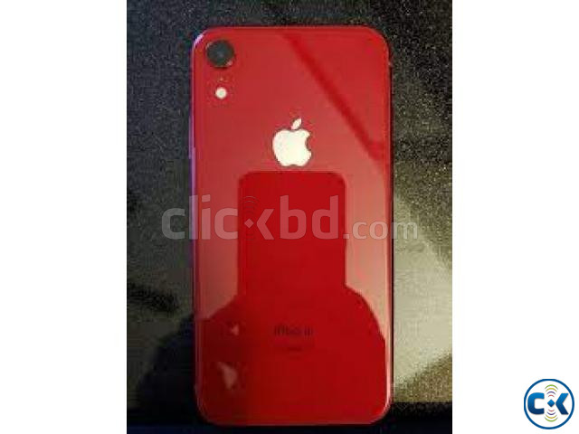 iPhone XR 128GB Red Health 100 large image 0