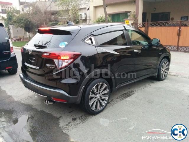 HONDA VEZEL 2016 Black large image 1