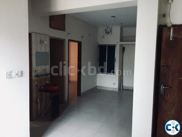 700 sft Ready Flat for sale at Nurjahan Road Mohammadpur large image 3