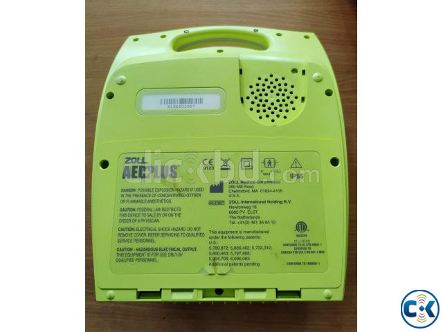 ZOLL AED PLUS Semi Automated External Defibrillator  large image 3