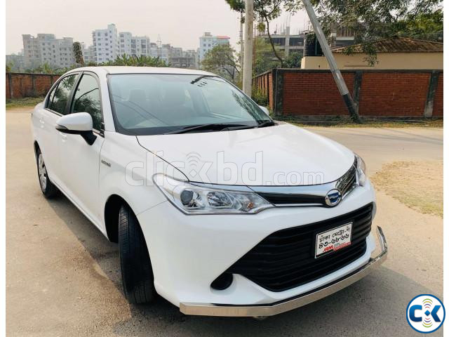 TOYOTA COROLLA AXIO 2017 PEARL WHITE large image 1