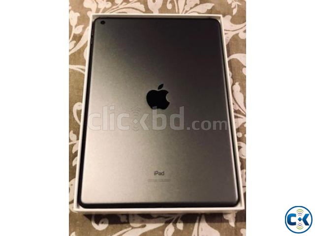 Apple iPad 8th generation 10.2 Inch 32GB New  large image 0