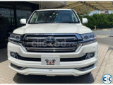 TOYOTA LAND CRUISER 2021 - V8 - PEARL WHITE