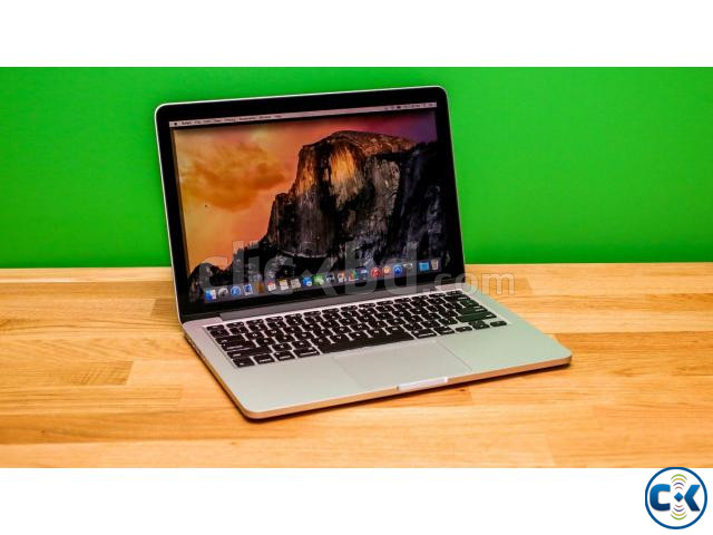 Apple Core i5 Macbook Pro large image 0