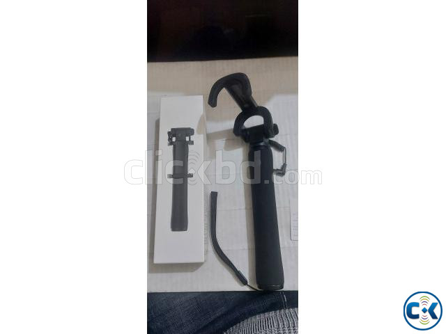 Xiaomi Mi Selfie Stick with 3.5 jack large image 2