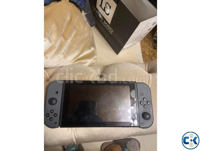 Nintendo Switch large image 1