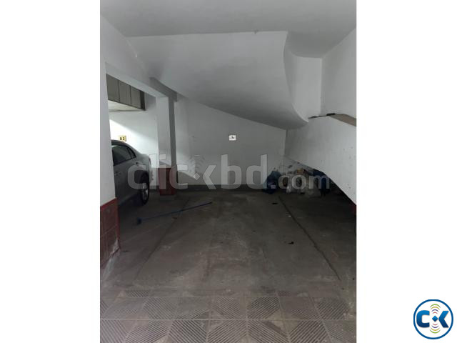 Large Garage বড় গাড়ির জন্য উপযুক্ত Dhanmondi North road large image 0