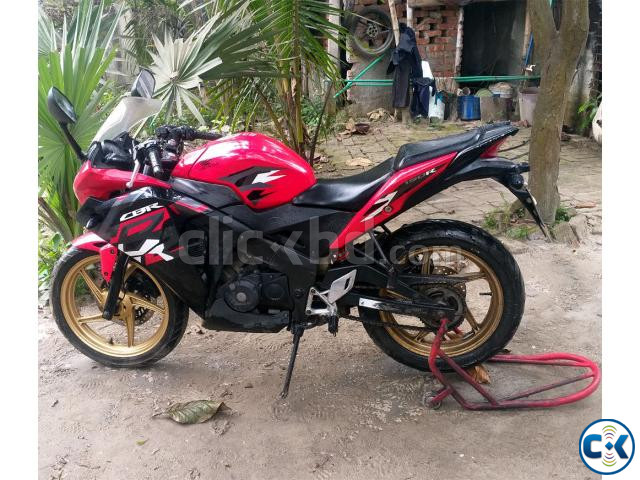 Honda CBR 150R 2016 Thai large image 2