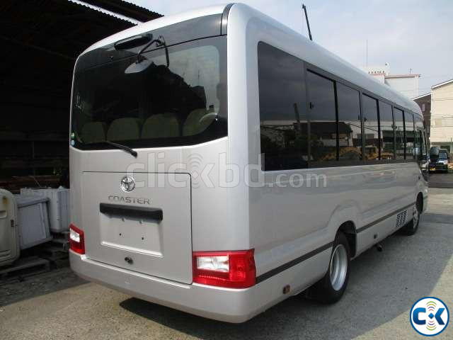 Toyota Coaster 2017 large image 1