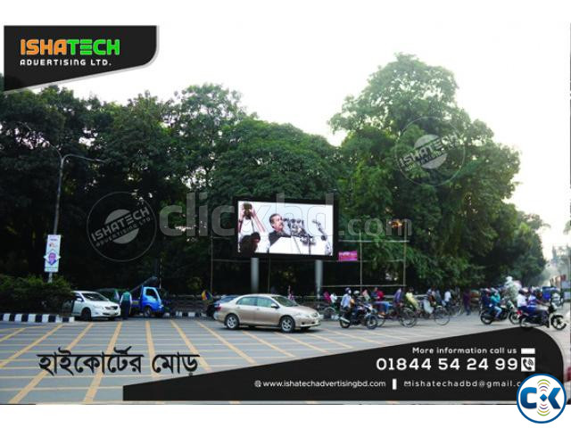 Digital Billboard Moving Display Moving Video Led Billboar large image 2