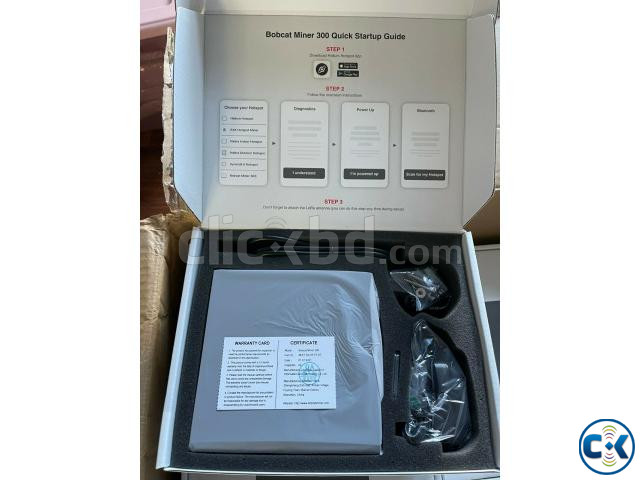 New Arrival Bobcat Miner 300 Helium Hotspot large image 2