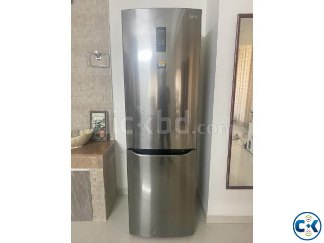 LG Fridge 354 liter With Bottom Freezer GREAT CONDITION large image 1