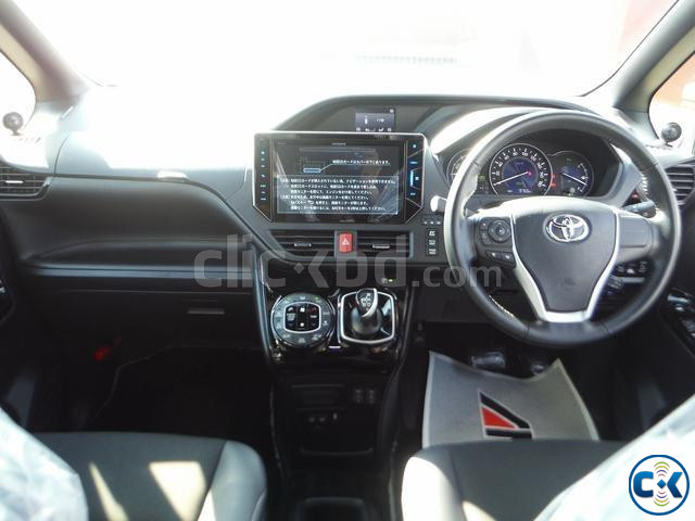 Toyota Noah WXB 2020 large image 2