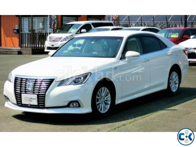 TOYOTA CROWN 2017 PEARL ROYAL SALOON large image 1