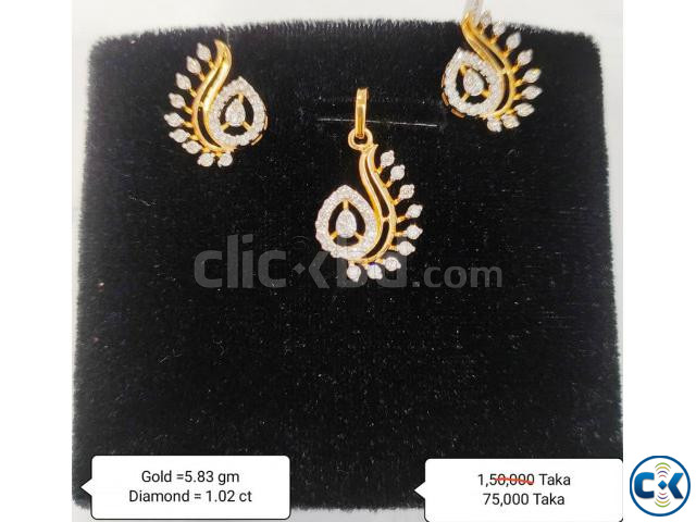 Diamond With Gold Pendent set large image 0