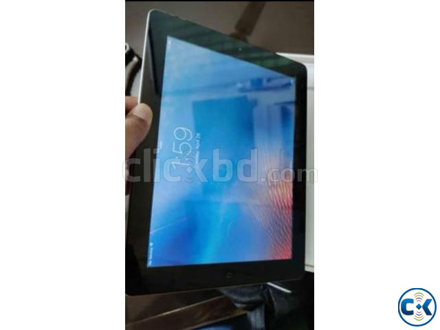 Apple ipad 3 model A1430 with retina display large image 4