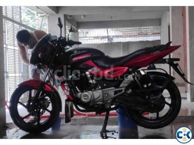 Bajaj Pulsar 150 large image 1