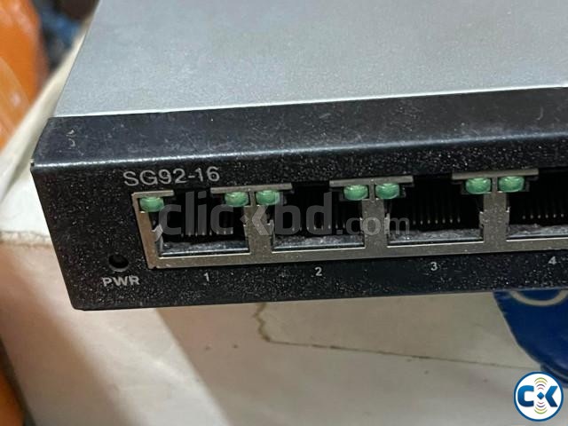 Cisco SG92-16 16 port gigabyte non manage switch. large image 1