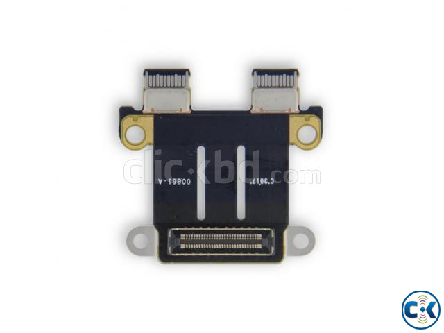 MacBook Pro Retina Late 2016-2017 USB-C Board Replacement large image 1