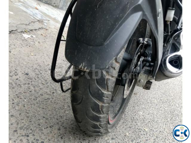 SUZUKI GIXXER SF Fi-ABS Black large image 2