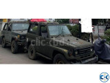 land cruiser army auction