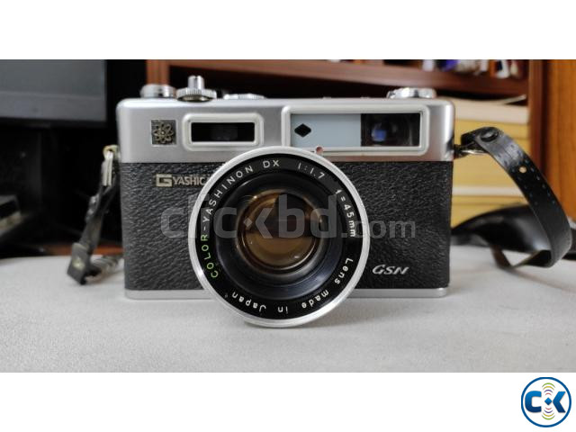 Yashica Electro 35 Vintage Film Camera large image 0