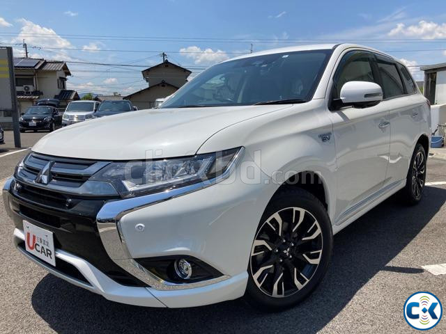 Mitsubishi Outlandar G PREMIUM 2018 large image 0