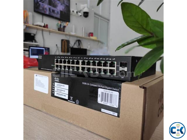 CISCO SG95-24 Compact 24-Port Gigabit Switch large image 0