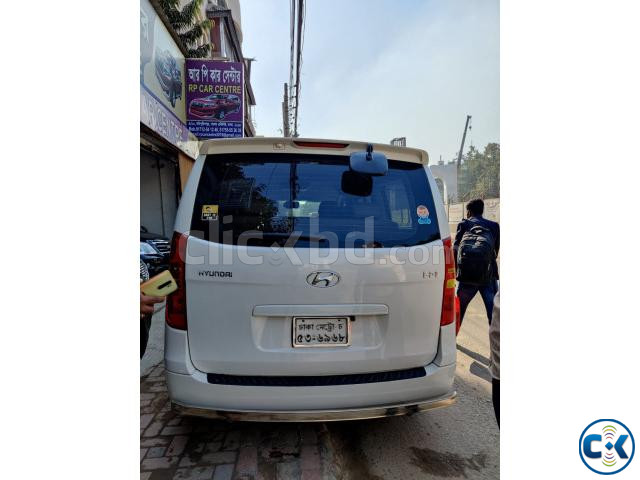 Hyundai H1 12 passenger model 2012 large image 4