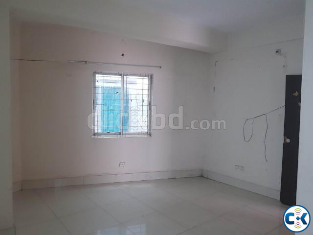 to-let bank office flat eastmonipur near metrorail piller167 large image 0