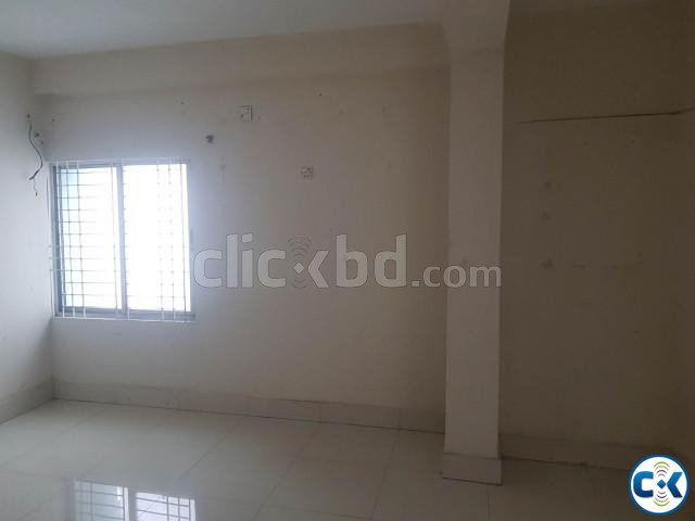 to-let bank office flat eastmonipur near metrorail piller167 large image 1