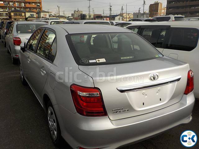 TOYOTA COROLLA AXIO NEW SHAPE SILVER 2 470 000 large image 0