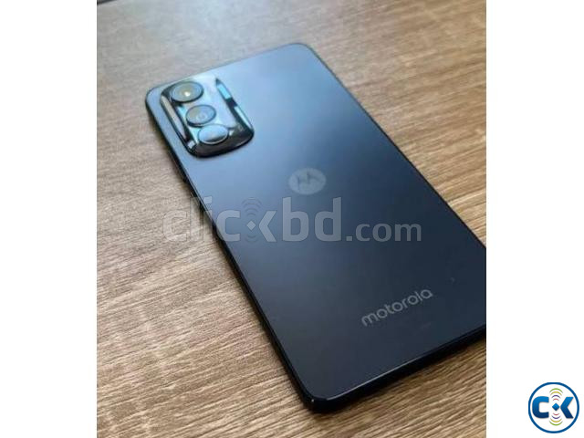 Moto edge 30 duel slimmest 5g phone large image 2