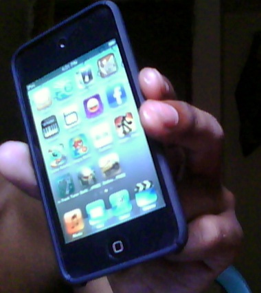 iPod touch 4g 8gb  large image 0