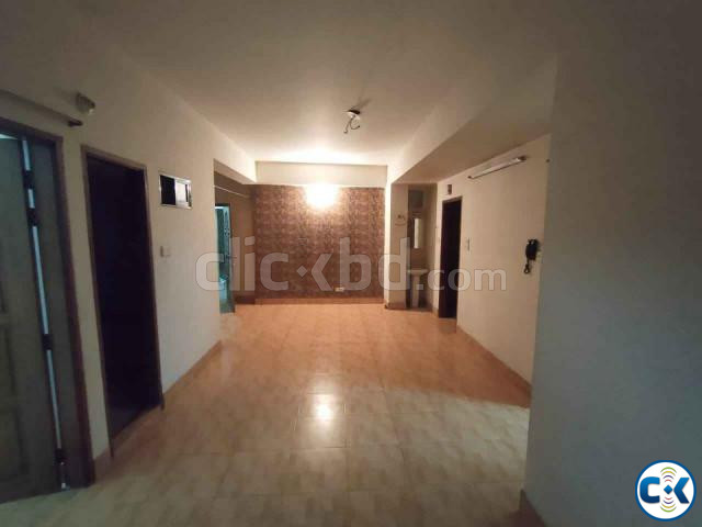 Flat In Bashundhara Residential Area large image 1