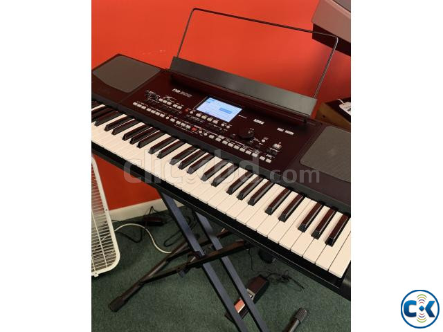 KORG PA 300 61 keys Professional Arranger Keyboard PIANO large image 2