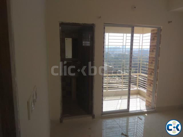 Flat Rent In Vashantek Area large image 0