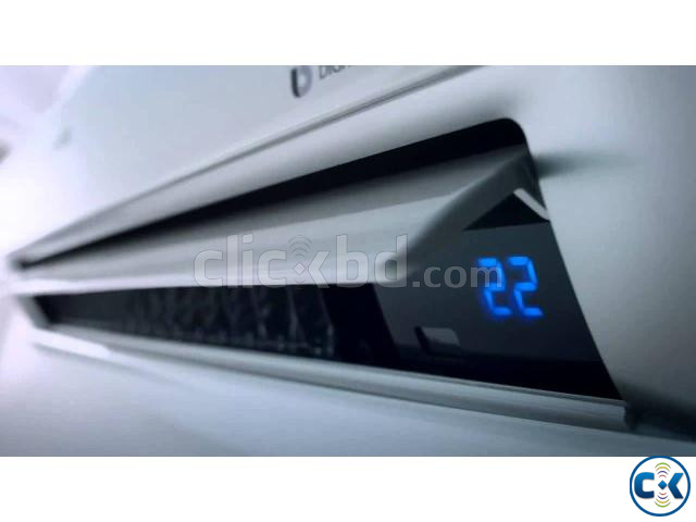 Official Samsung 1.5-Ton Inverter Split AC AR18TVHYDWKUFE large image 1