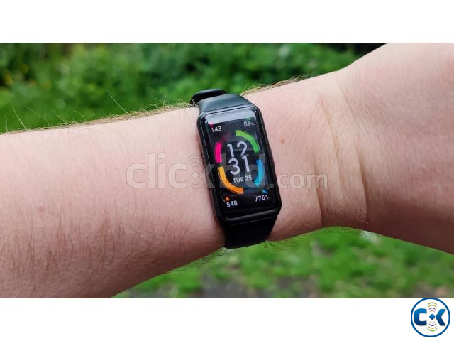 Huawei Honor Band 6 Waterproof Fitness Tracker large image 3