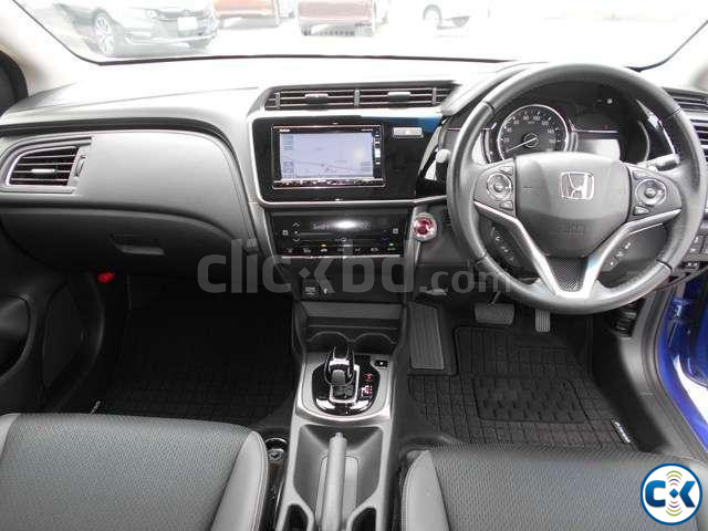 Honda Grace Hybrid LX 2019 large image 1