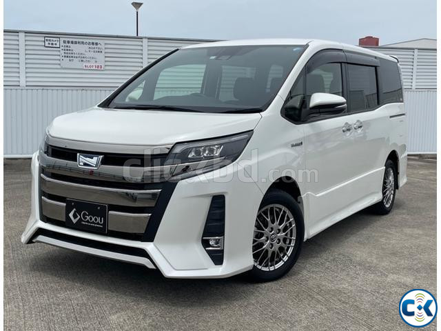 Toyota Noah HYBRID SI WxB 2018 large image 0