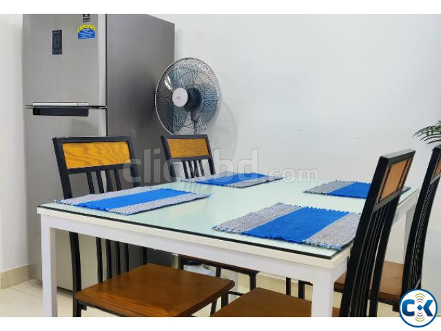 Two-Bedroom Apartment Outfitted With Furnishings large image 2